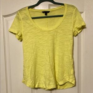 Banana Republic yellow scoop neck tee shirt